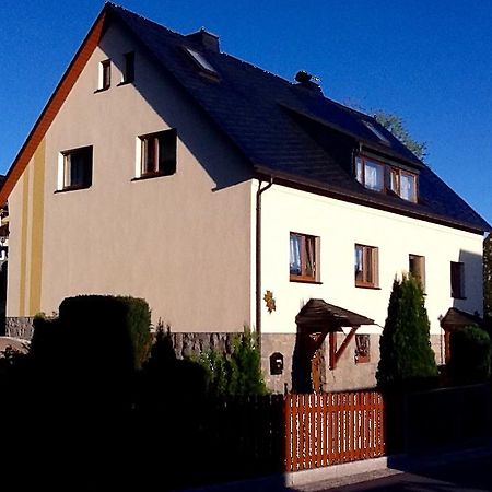 Ferienhaus Guenther Ауэ Экстерьер фото