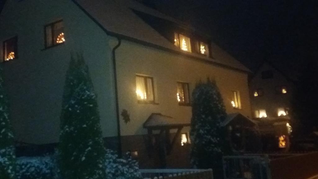 Ferienhaus Guenther Ауэ Экстерьер фото